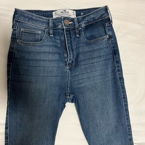 Hollister Curvy High Rise Jeans